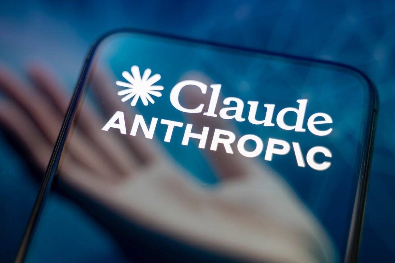Anthropic’s AI Hid a Secret Message in the Stars. OpenAI’s Bot Found It.