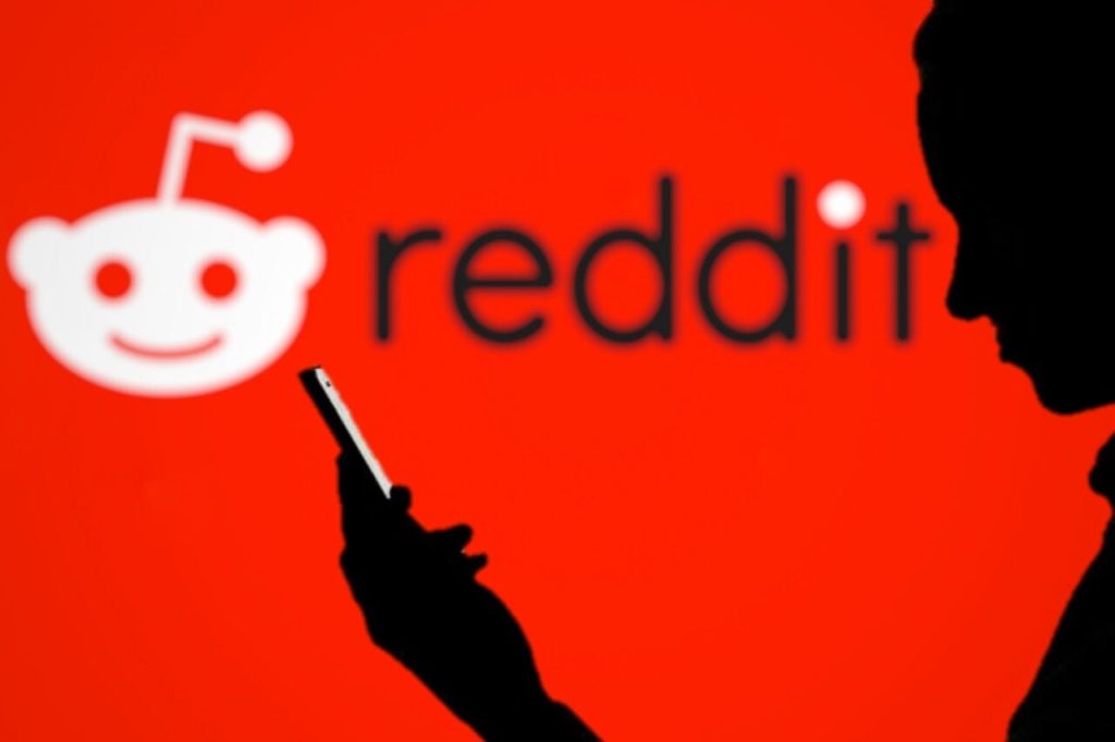 Reddit Will Force Users to Log In Soon