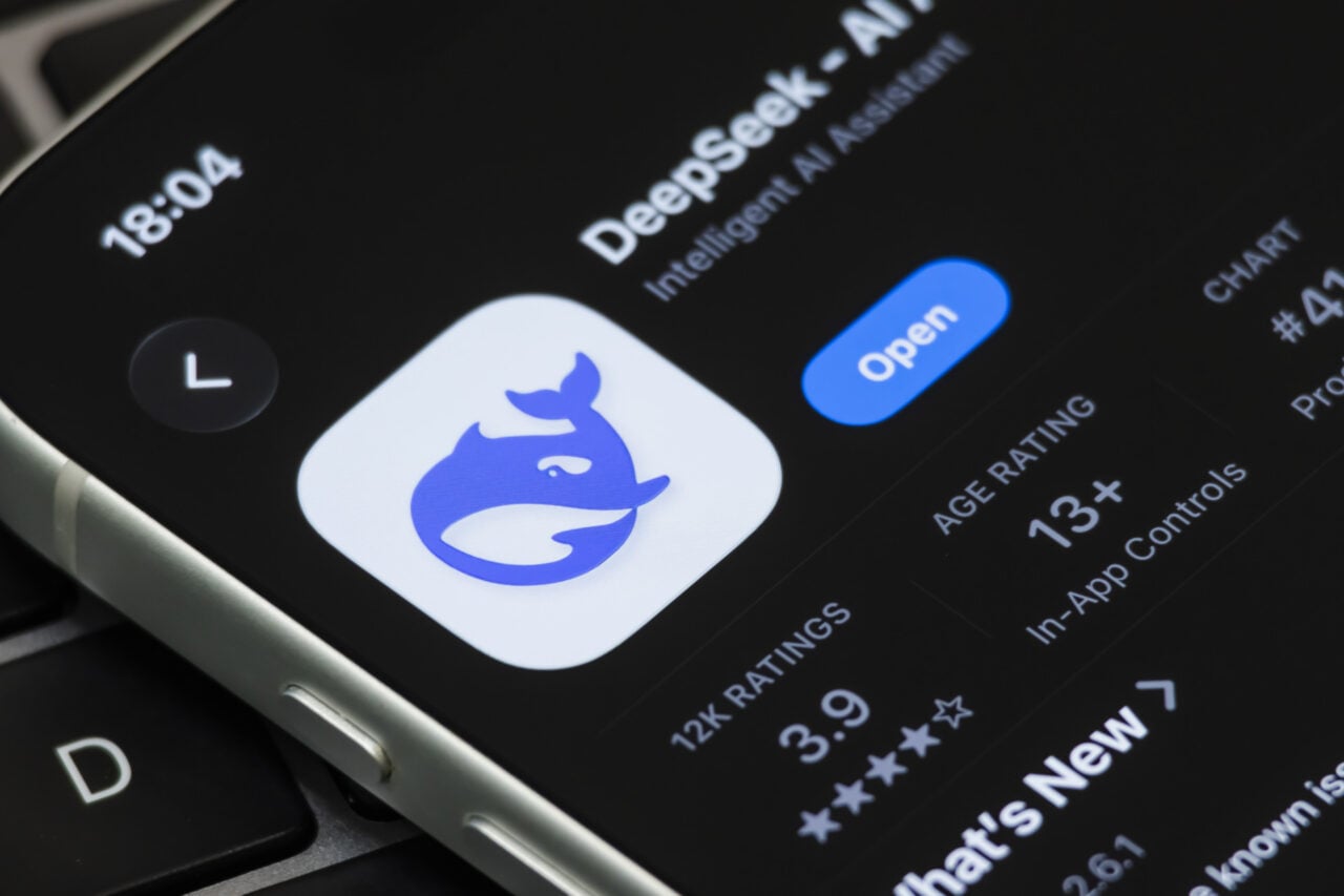 Trump Admin Bans DeepSeek From Federal Agencies